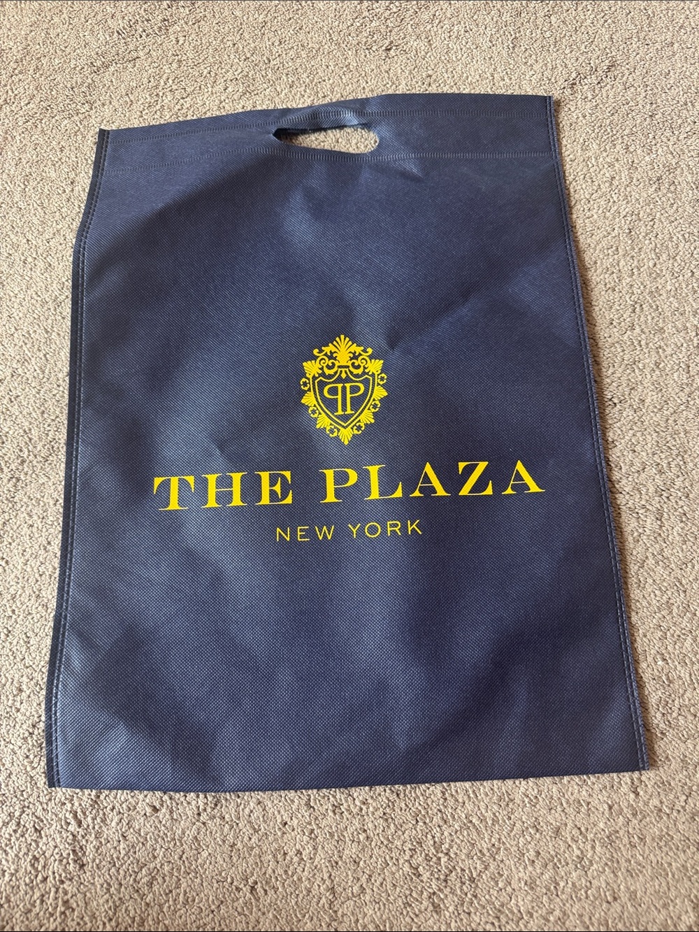 Plaza hotel bag